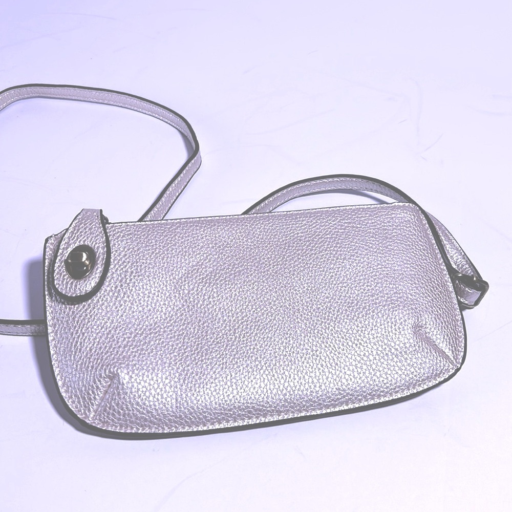IOV Crossbody vegan clutch